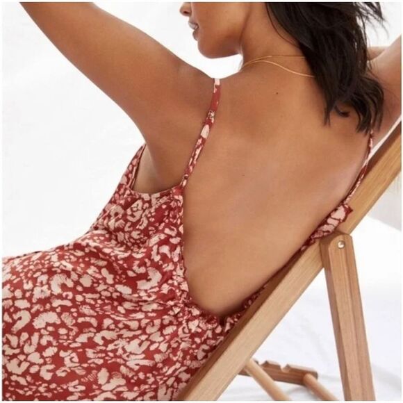 Anthropologie
Flounced Maxi
Lounge Dress
Spaghetti Strap Abstract Low Back Red s - Picture 10 of 11